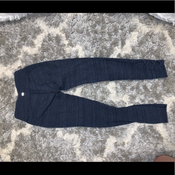 Gap Fit Leggings - Picture 4 of 4